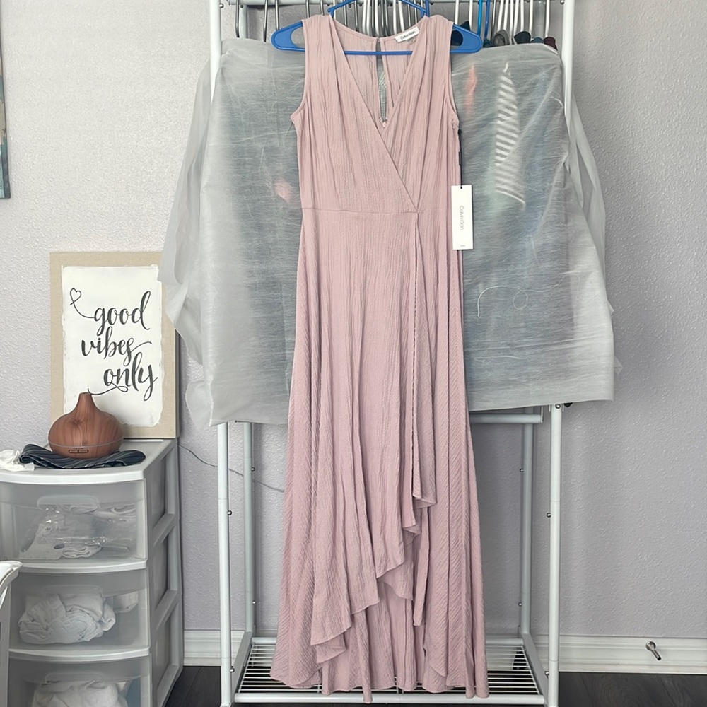 Dress color Blush rose size 2 brand new brand Calvin Klein
